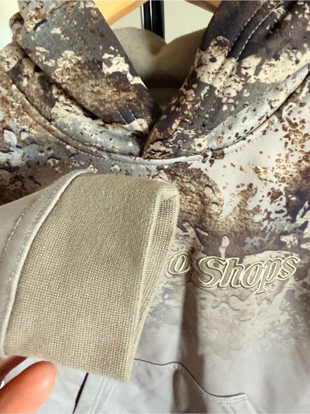 Bass Pro Shops Kids Camo Pullover Hoodie – Size Small